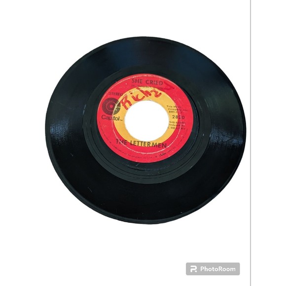 The Lettermen: She Cried For Love 45 RPM Capitol Record 1960's Trio Music - Picture 1 of 4